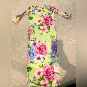 Posh peanut sleeper with zipper